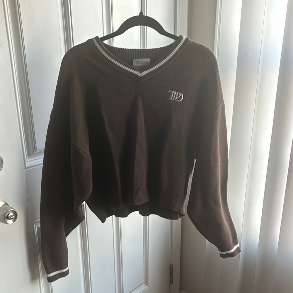 Taylor Swift Brown V-Neck Sweater